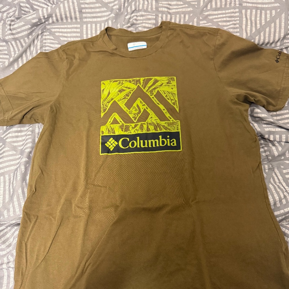 Columbia Sportswear Shirt Men Medium M Brown Cotton Graphic Print Activewear Tee